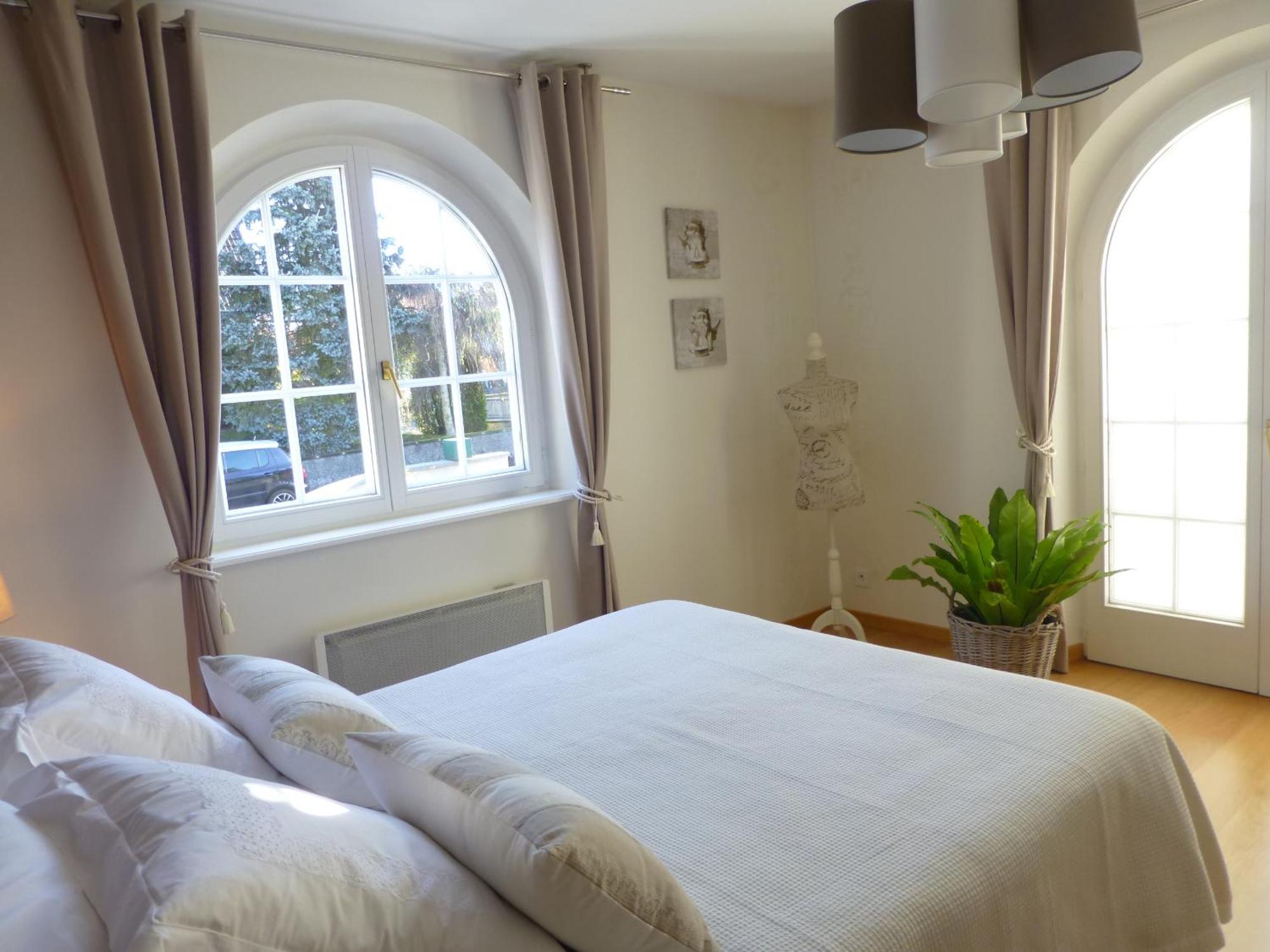 Chambres D'Hotes La Parenthez' Haguenau Rum bild