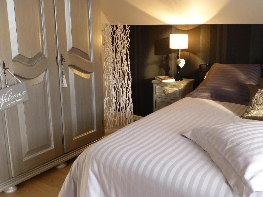 Chambres D'Hotes La Parenthez' Haguenau Rum bild